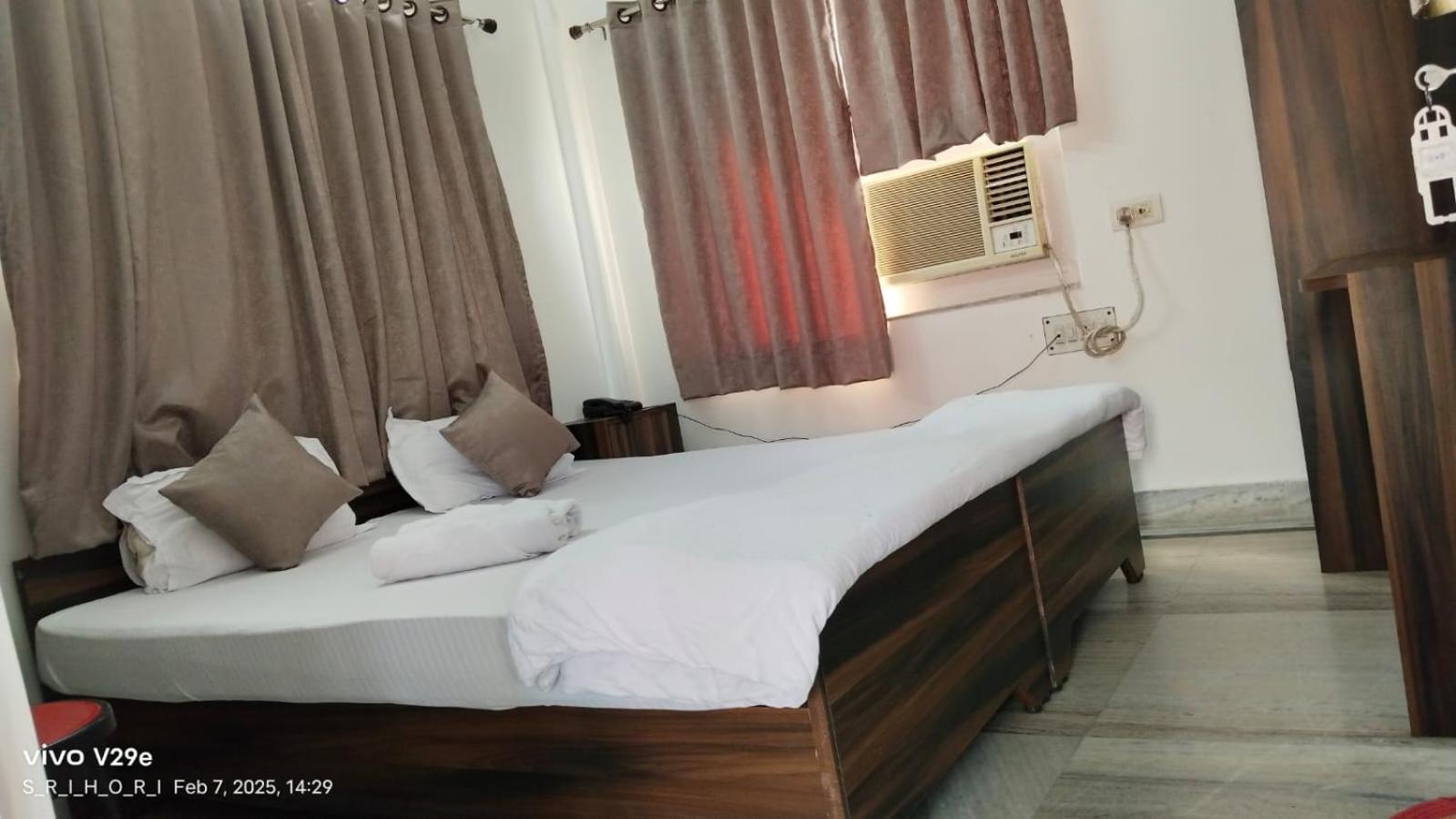 Hotel White Heaven New Town Exterior foto